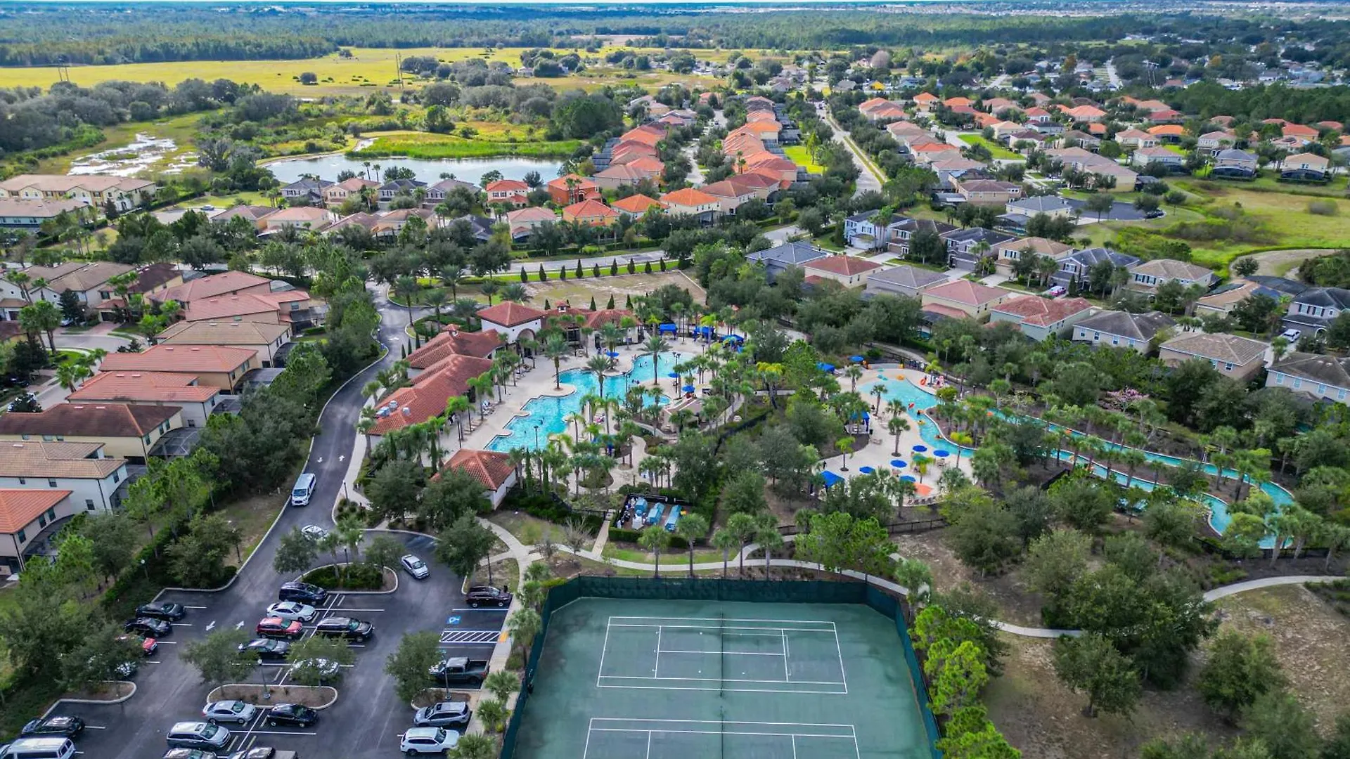 Brand New 5 Bedroom 5 Bath Pool Home 353 Davenport 0*,  United States
